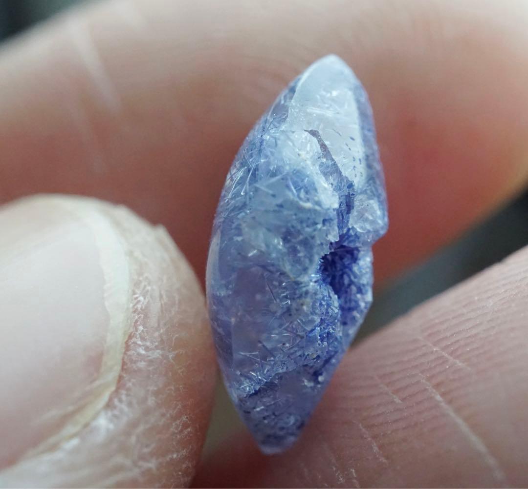 W2946 高品質 お花デュモルチェライトインクォーツ ルース