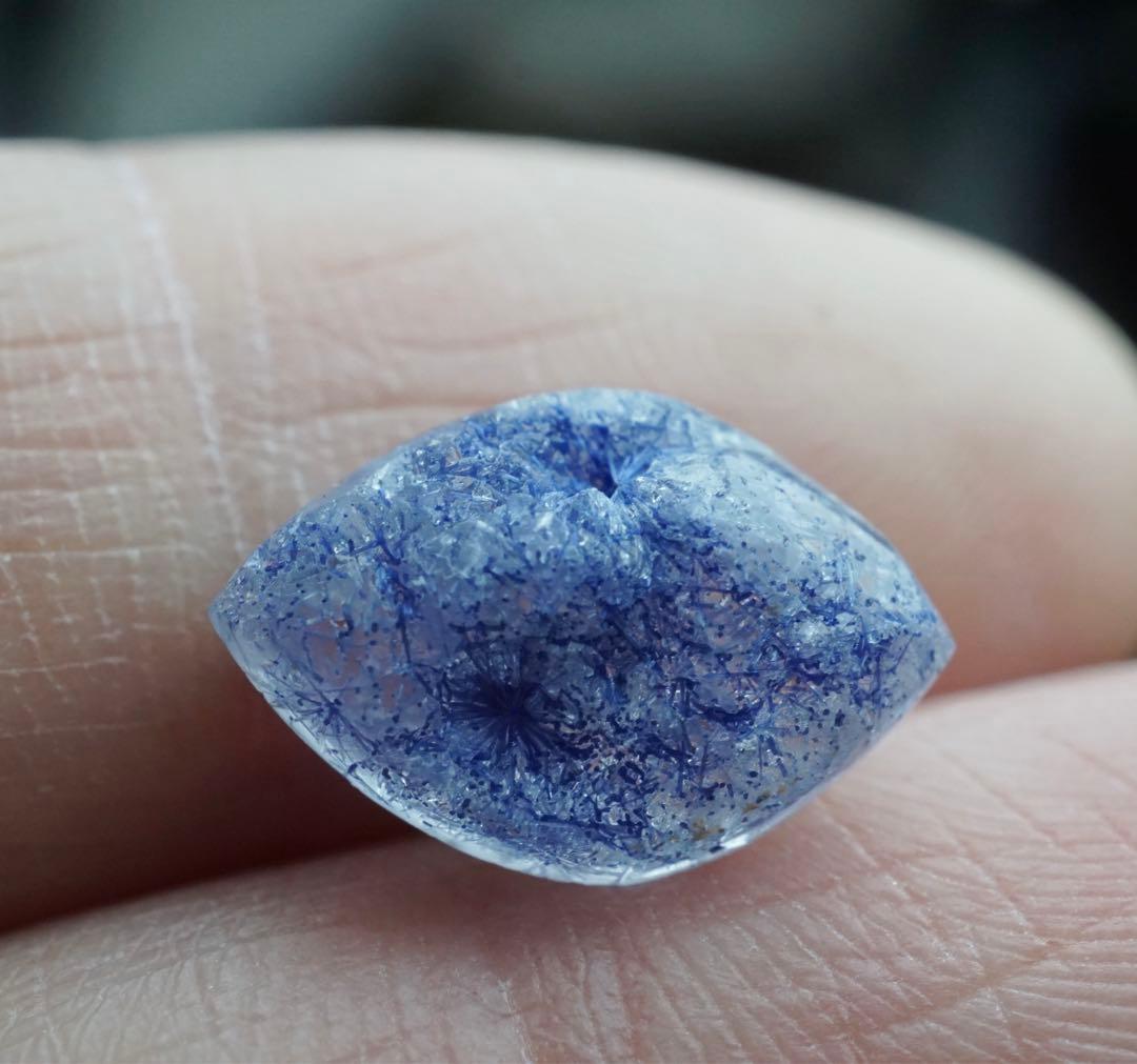 W2946 高品質 お花デュモルチェライトインクォーツ ルース