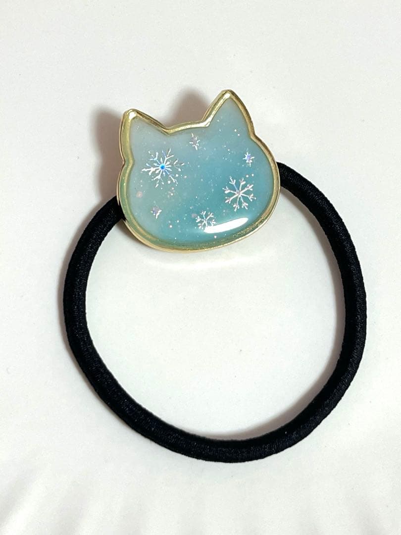 レジンヘアゴム】猫ちゃん 雪 snow - メルカリ