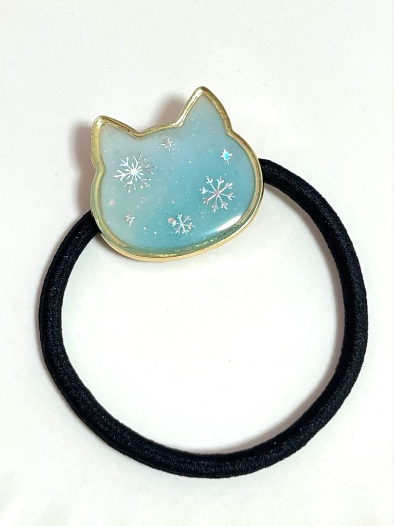 レジンヘアゴム】猫ちゃん 雪 snow - メルカリ
