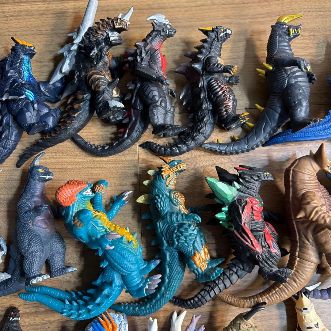 ウルトラヒーロー ソフビ 怪獣53体まとめ売り - メルカリ
