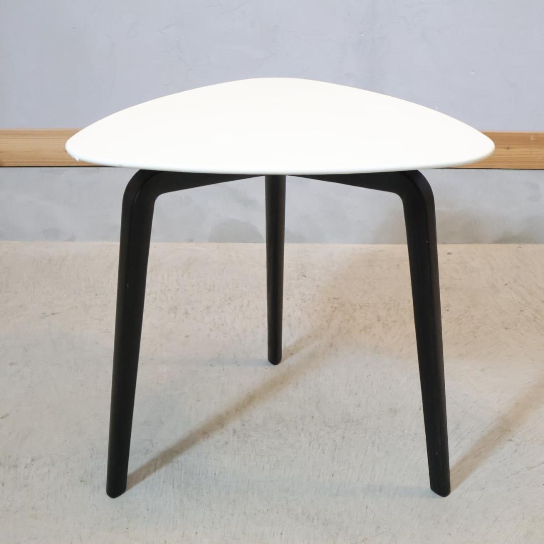 ポルトローナフラウ フィオリーレ サイドテーブル 本革 レザー IDC大塚 高級