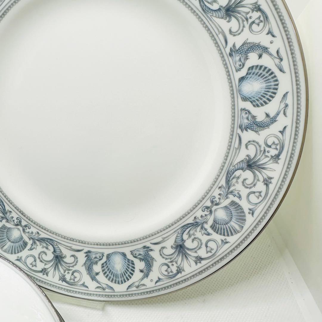 ウェッジウッド ドルフィンホワイト 20.5cmプレート 6枚セット　黒壺