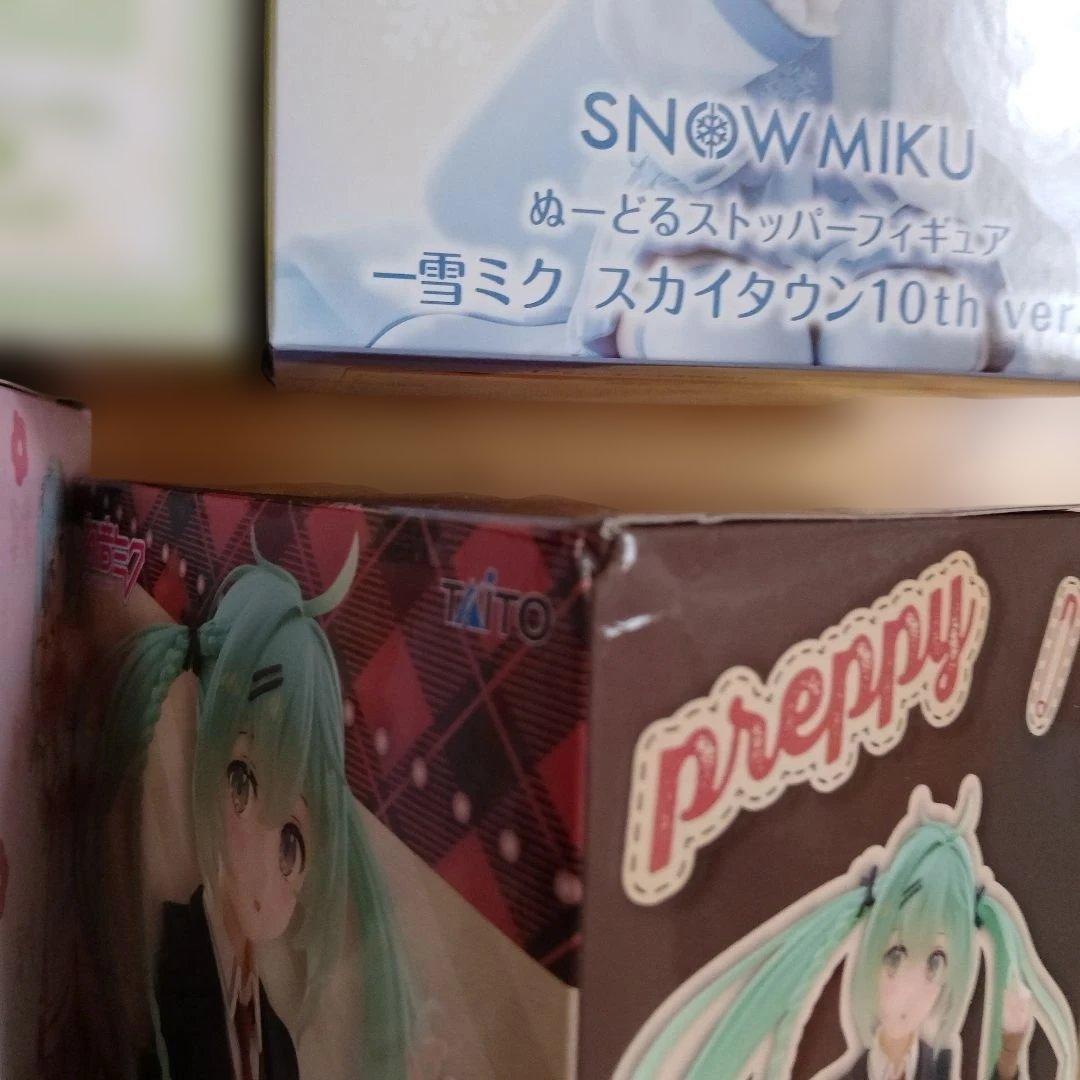 初音ミク　フィギュア　８種セット