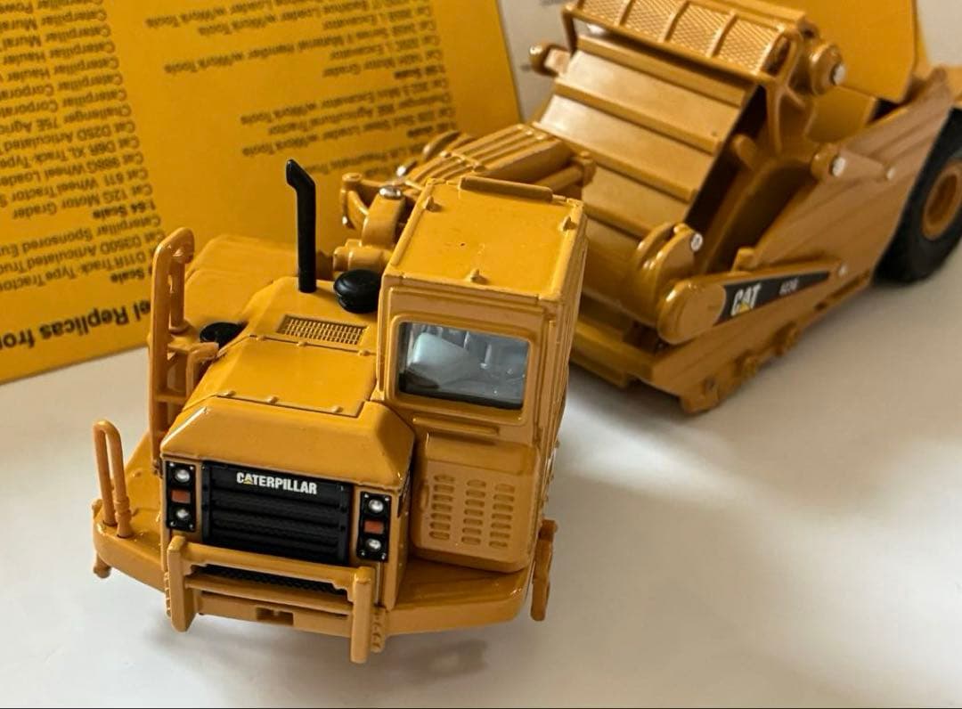 CAT 623G エレベーティングスクレーパー