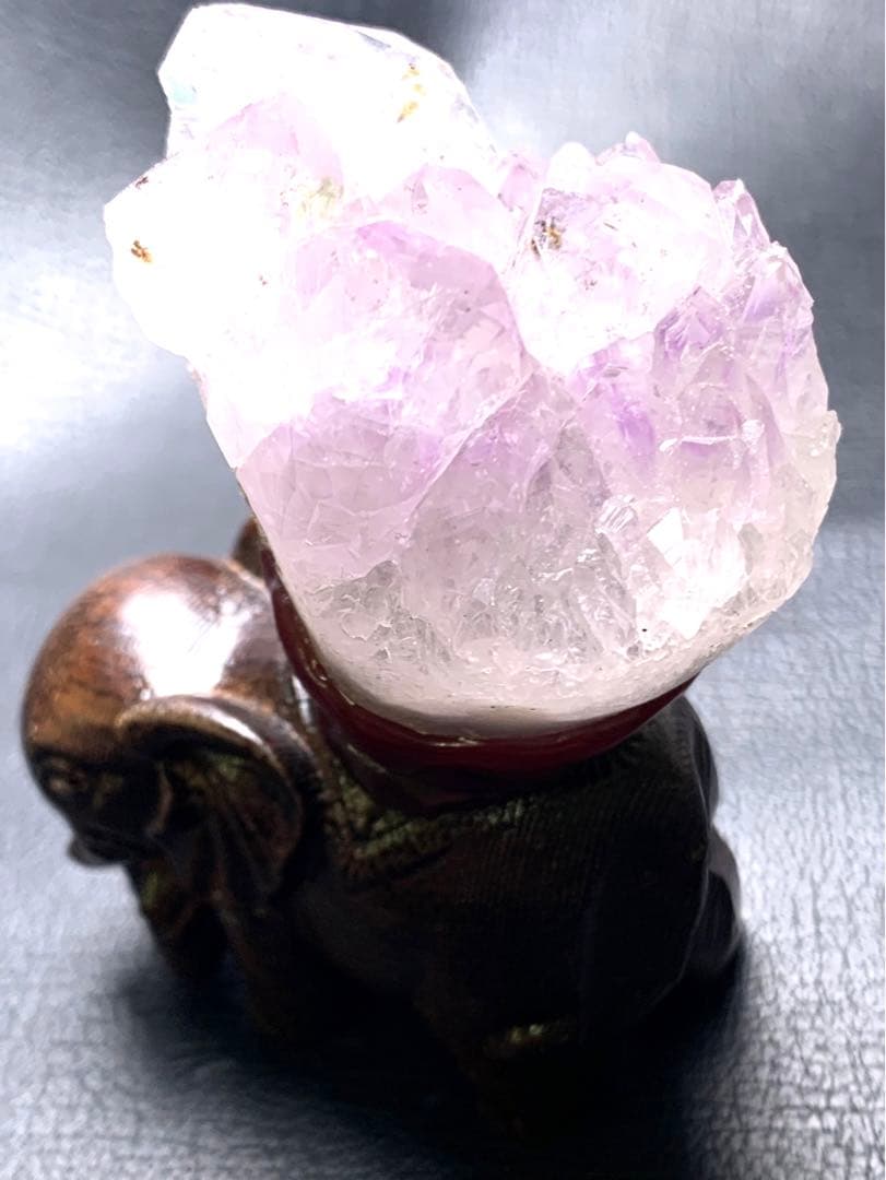 070676 アメジスト原石虹入り象の置き物