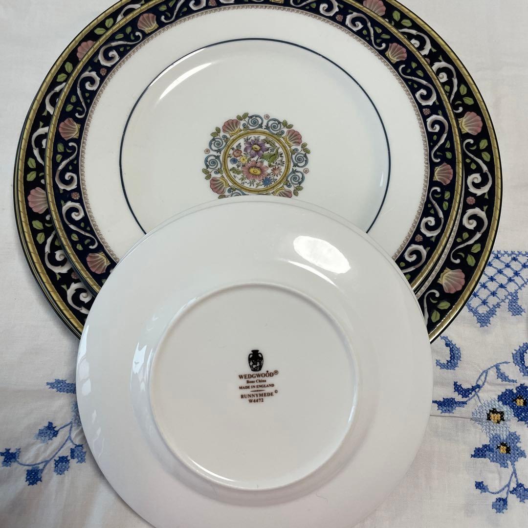 ウェッジウッド　ラニーミード黒壺　ディナー皿セット✖️2