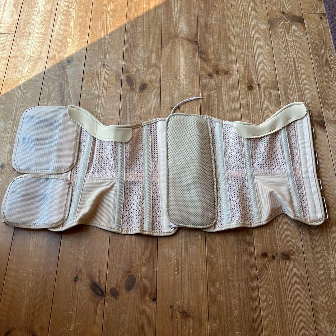 川村義肢】軟性コルセット(ベージュ) 腰椎用 - メルカリ