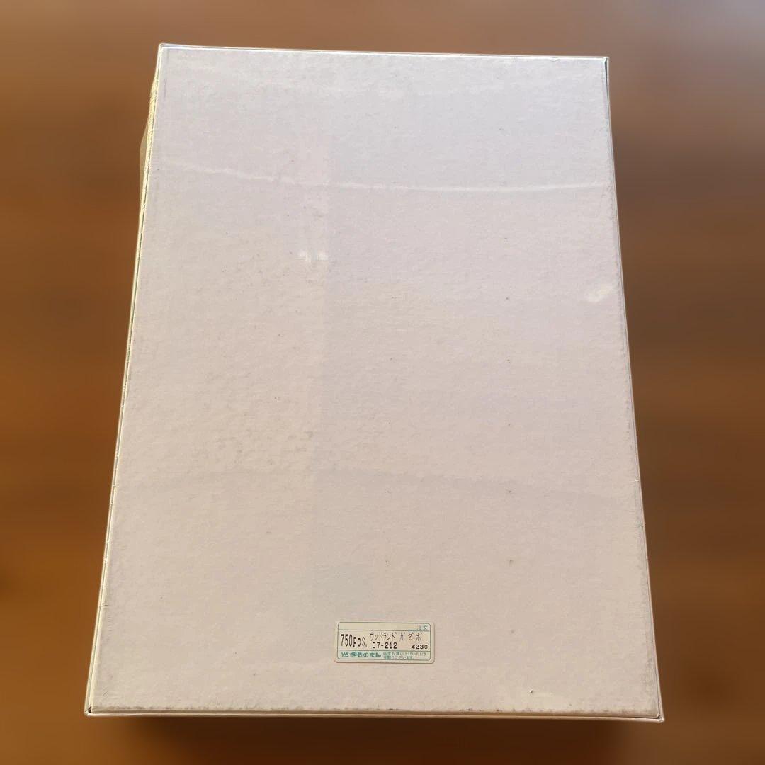 ジグソーパズル バーバラ・ヘイルズ ウッドランド・ガゼボ 750P 未開封