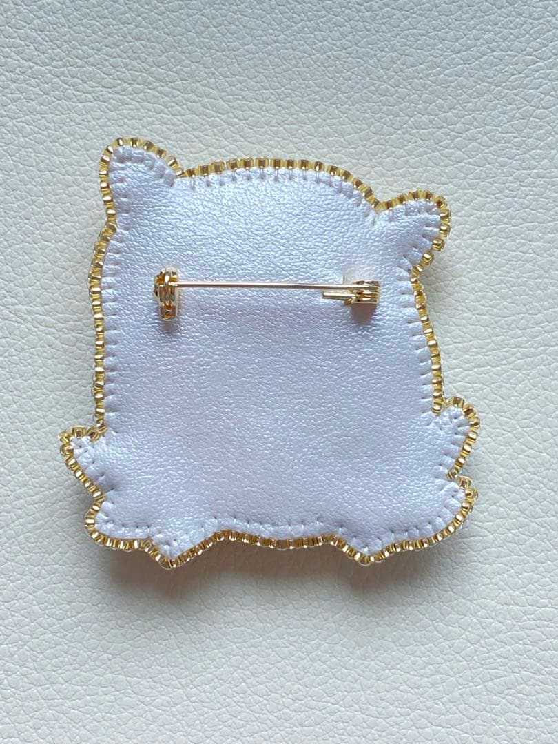 フクロウ　ビーズ刺繍ブローチNO.8