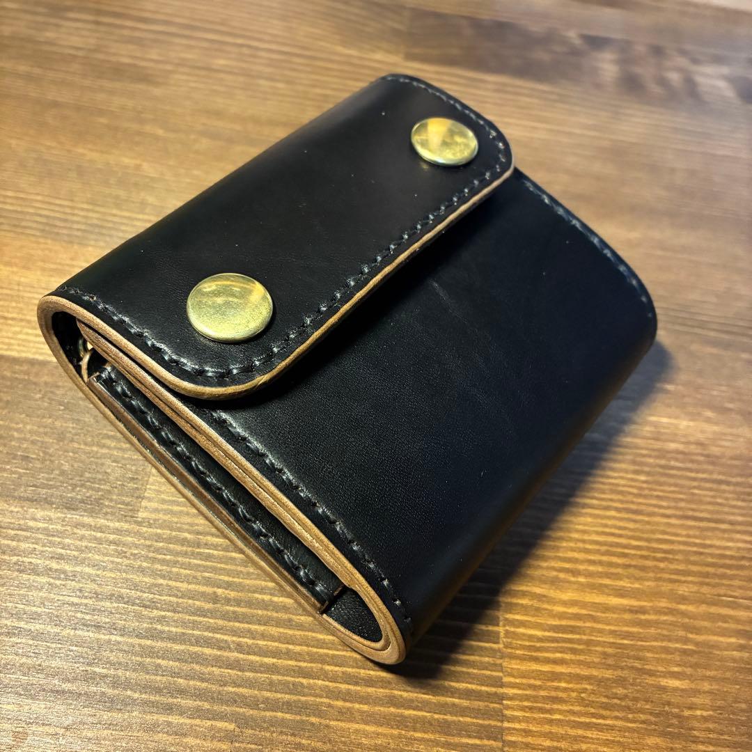 ショートトラッカーウォレット MARYAM社 ホースバット 丘染めブラック