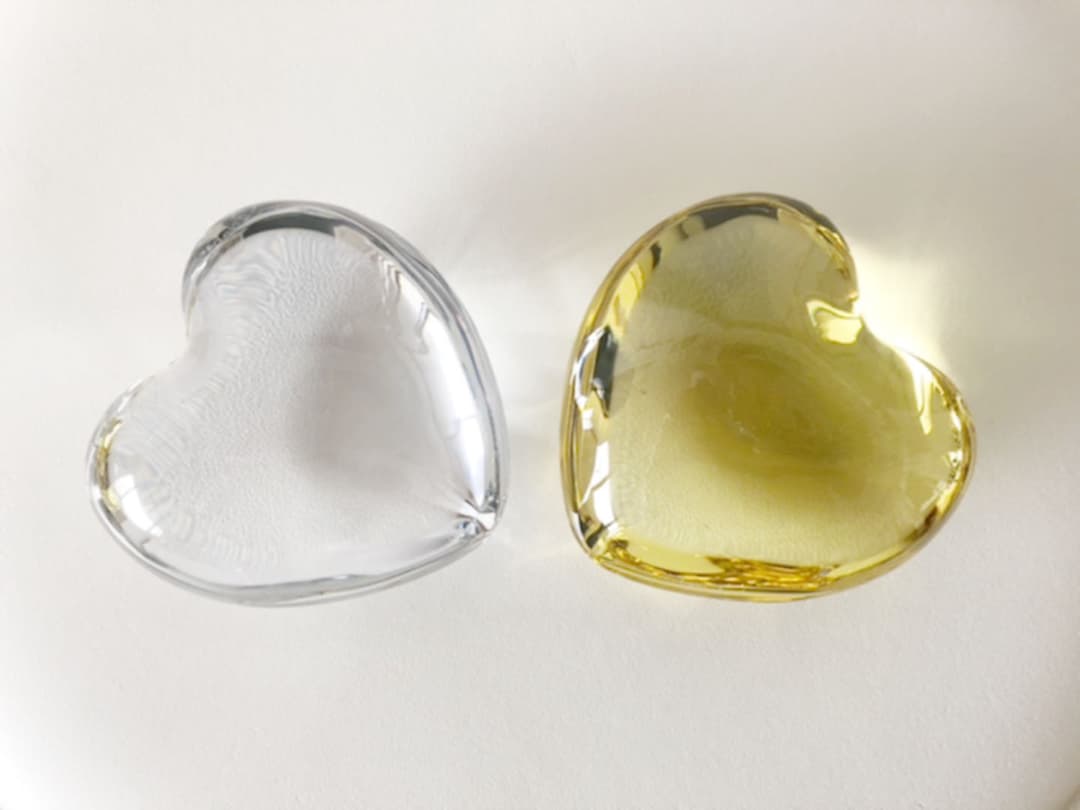 希少品【バカラ】バカラペーパーウェイト　ハートイエロー