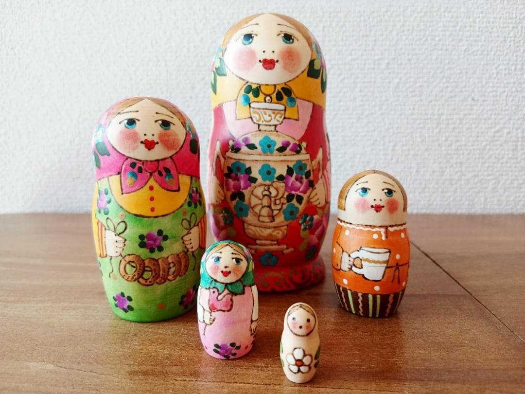 【LYH044】北欧ロシア雑貨 リューバ作のマトリョーシカ　サモワール
