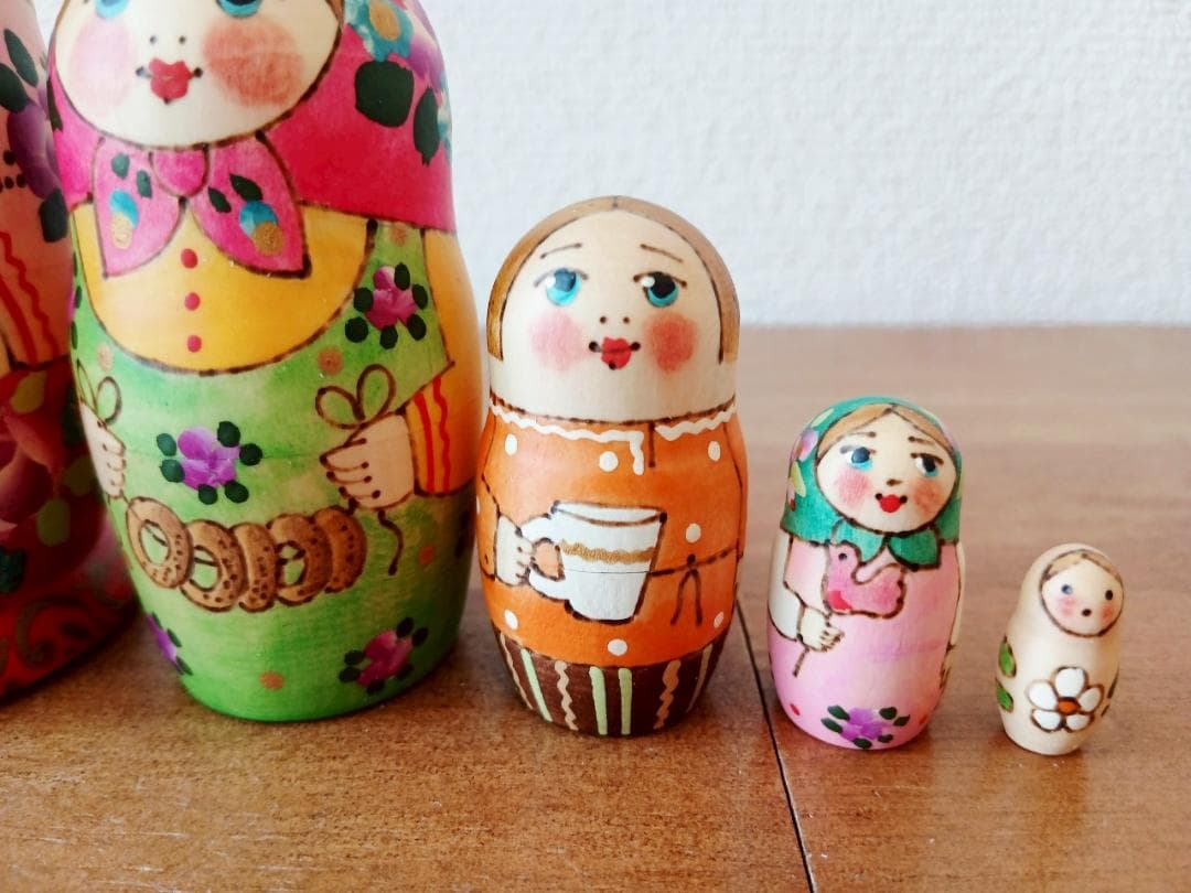 【LYH044】北欧ロシア雑貨 リューバ作のマトリョーシカ　サモワール