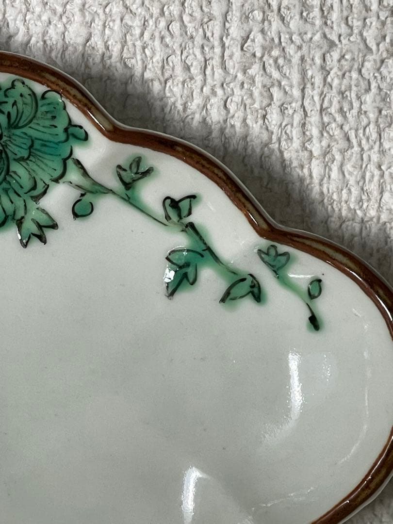 未使用 松浦 ナオコ さん 猫の菱形皿 2枚セット