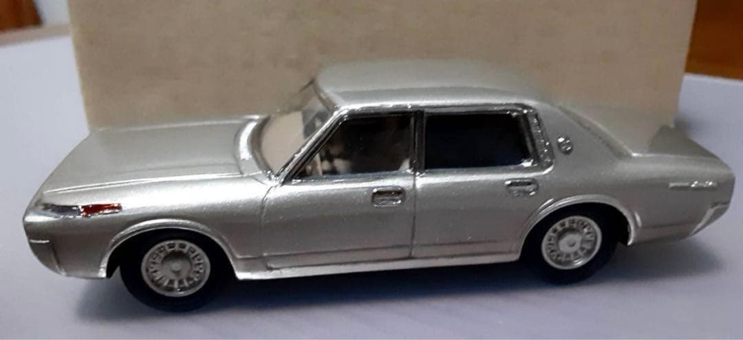 アンチモニー トヨタ クラウン スーパー サルーン J-43 1/43 - メルカリ