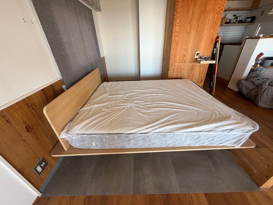 美品！Nellマットレス　クイーンサイズ