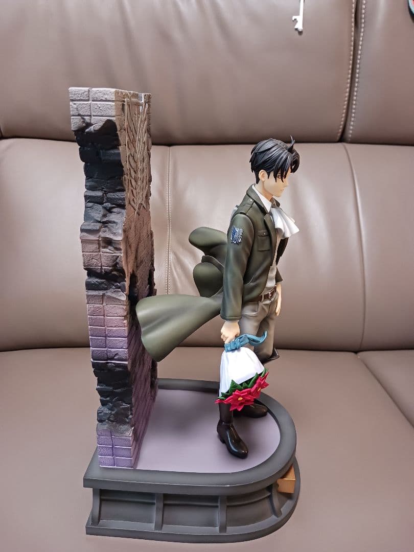 進撃の巨人　リヴァイ　birthday 1／7スケールフィギュア