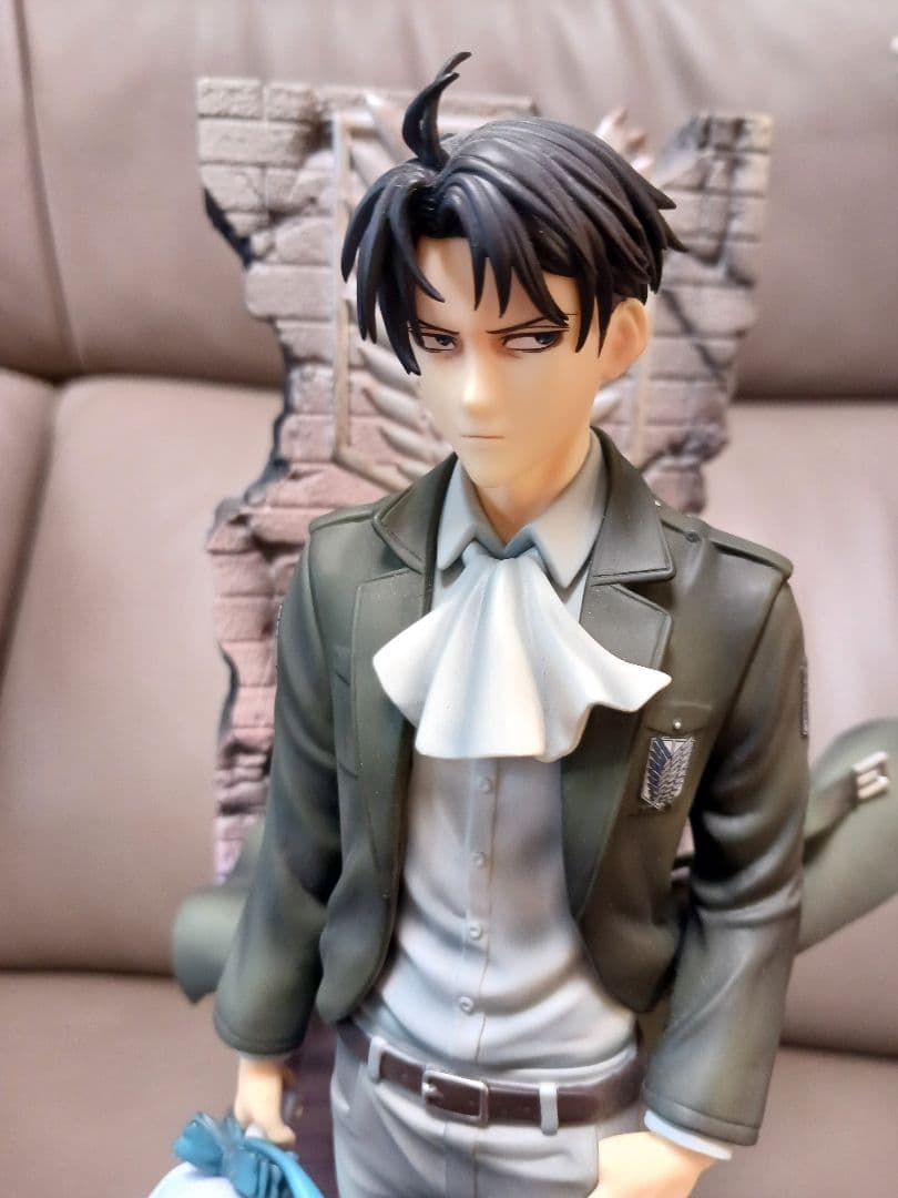 進撃の巨人　リヴァイ　birthday 1／7スケールフィギュア