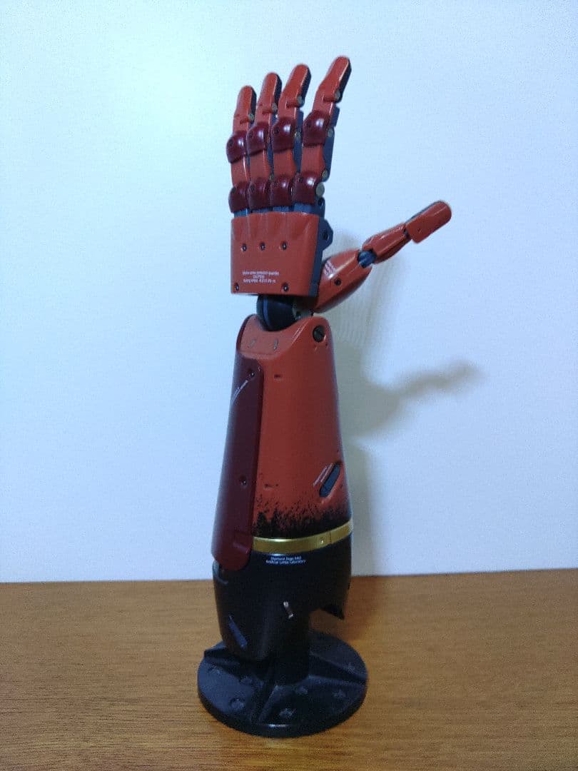 メタルギアソリッドV バイオニックアーム1/2 C賞 スネーク 義手 - メルカリ