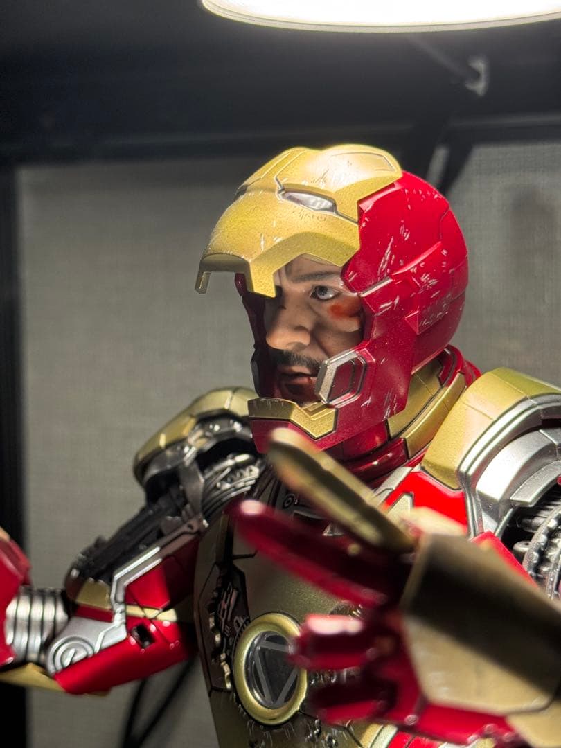 アメコミ HOTTOYS IRONMAN MARK42 MMS197D02