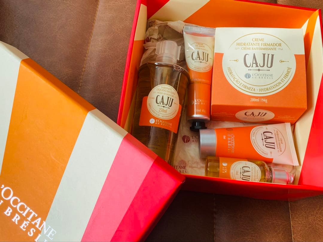 L'Occitane CAJU ボディケアセット