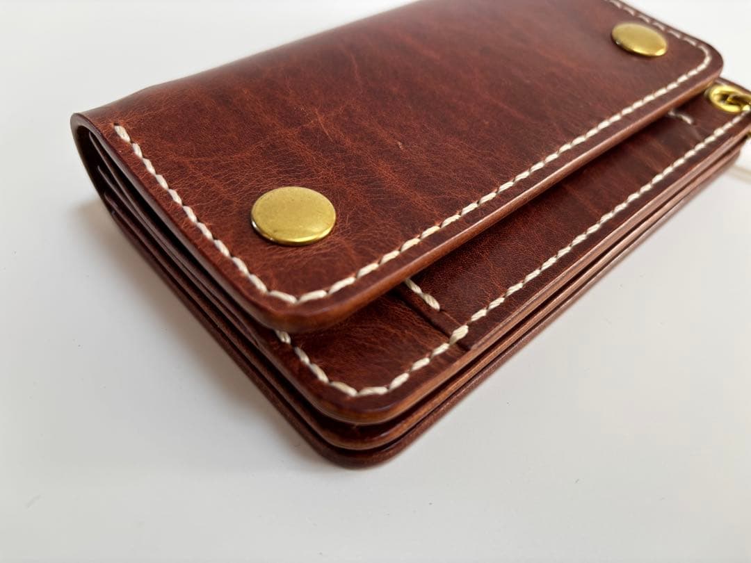 ダークブラウン　ヌメ革　ロマネスク　トラッカーウォレット【タイプＡ1】三層　真鍮