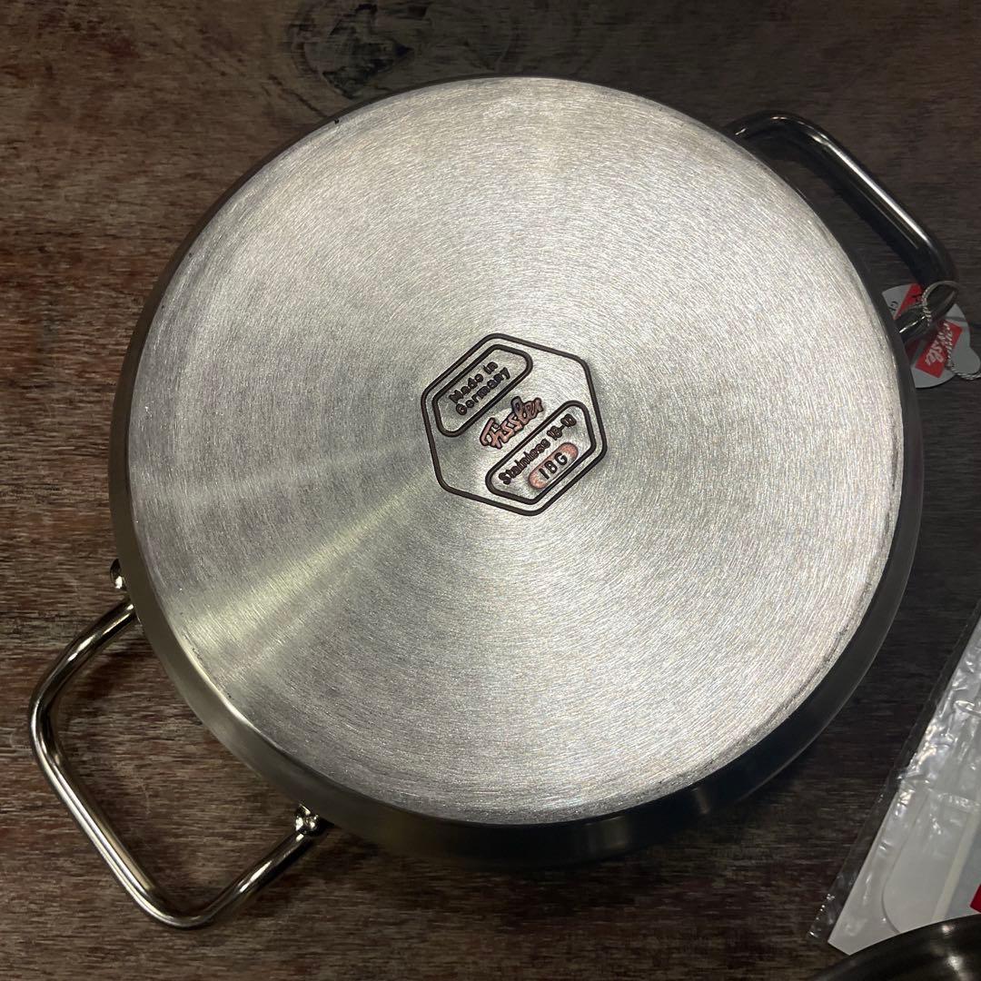 新品未使用！フィスラー ドイツ製 旧型プロコレクション キャセロール 鍋