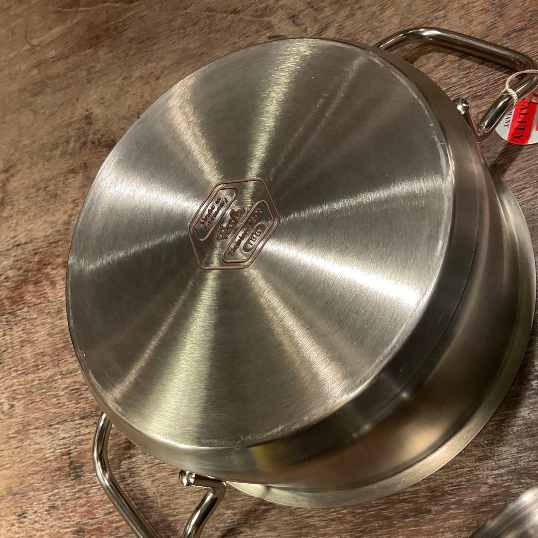 新品未使用！フィスラー ドイツ製 旧型プロコレクション キャセロール 鍋