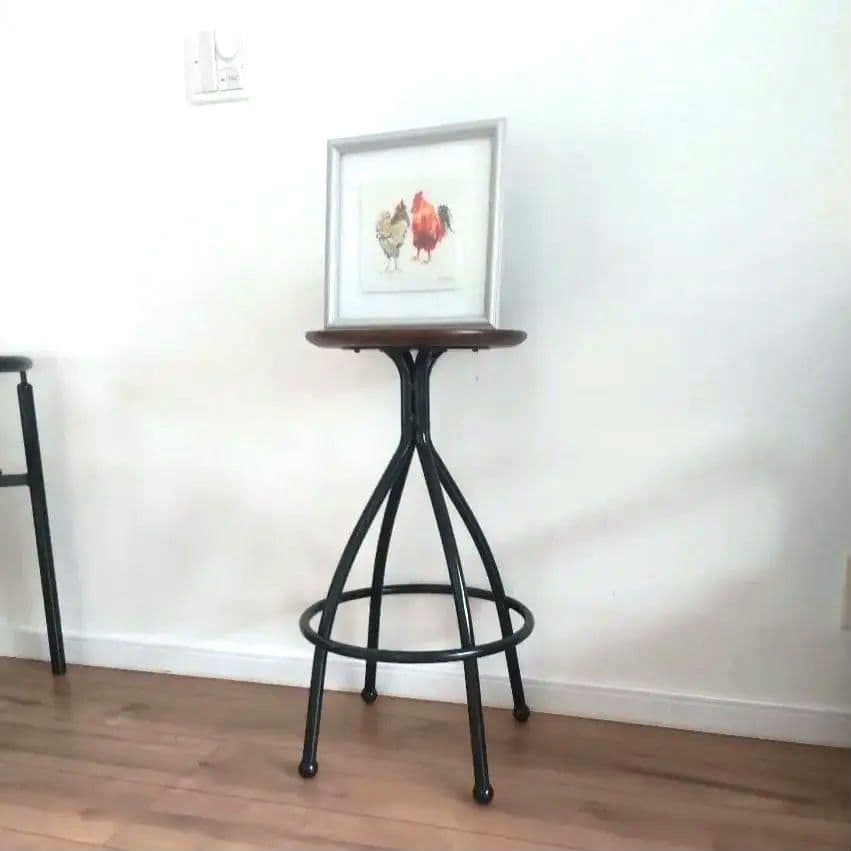 インダストリアル　ユニークな形状　無垢 × アイアン脚　スツール　チェア　丸椅子