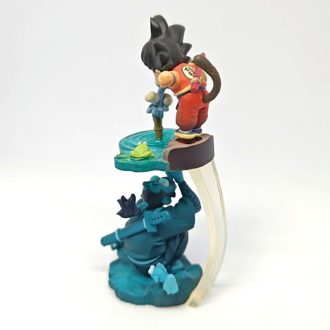 ドラゴンボールカプセル【摩訶不思議 総集編】ムラサキ曹長 VS 孫悟空