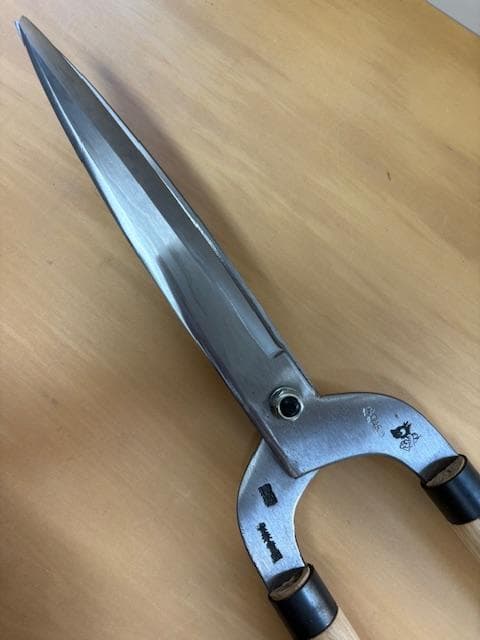 かねよし 葉刈刈込鋏 安来鋼 青紙 多層鋼 210㎜