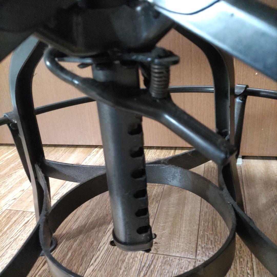 クラッシュゲート　椅子　回転式　高さ調整可能