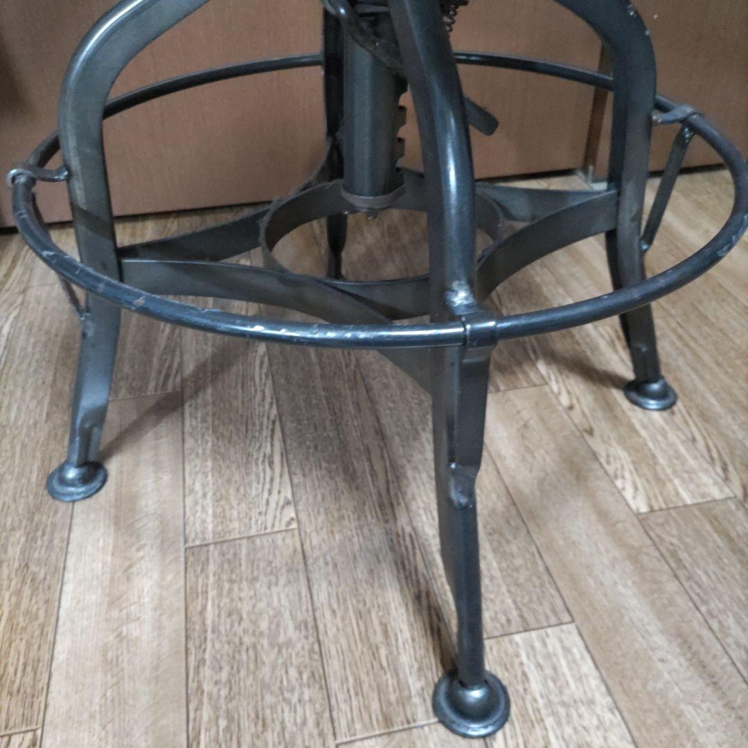 クラッシュゲート　椅子　回転式　高さ調整可能