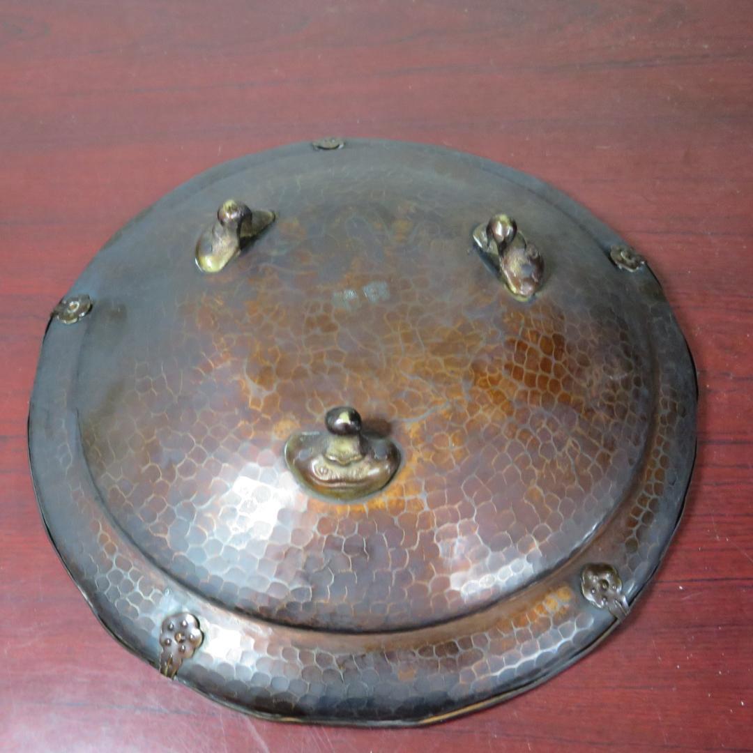 銅蟲鎚目 雲龍図三足菓子器 毛織雲龍図三足盆 菓子盆 菓子器 共箱 木箱