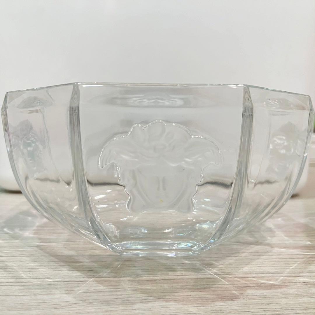 ベルサーチ　メデューサ　ガラス製ボウル