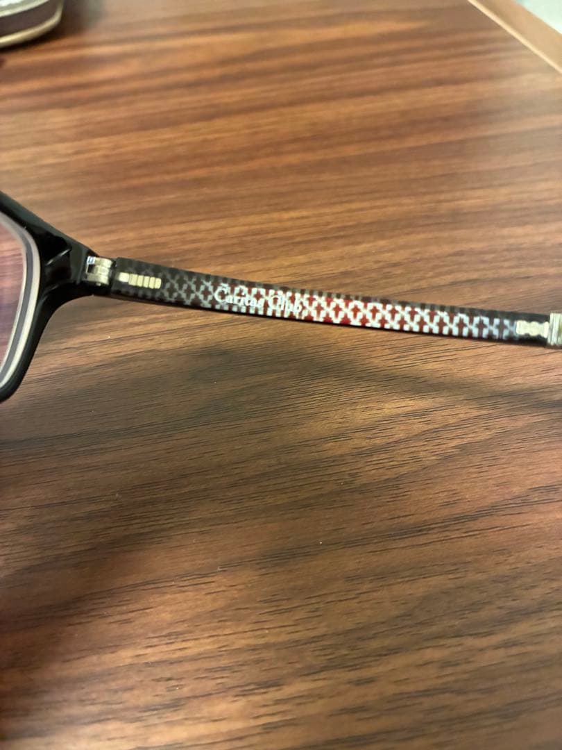 黒縁メガネ(度入り)細身のフレーム