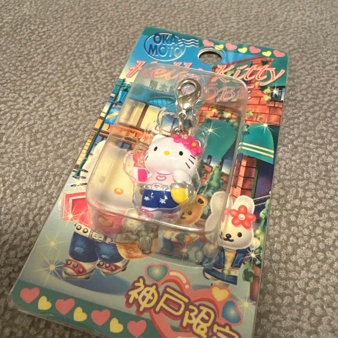 ご当地キティ 神戸 ファスナーマスコット - メルカリ