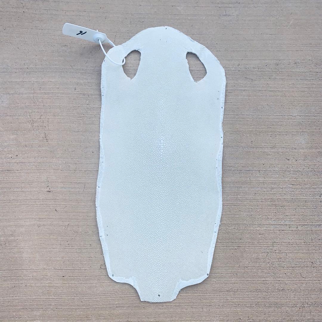 16)エイ革 鮫革 鮫皮 stingray ガルーシャ スティングレイ