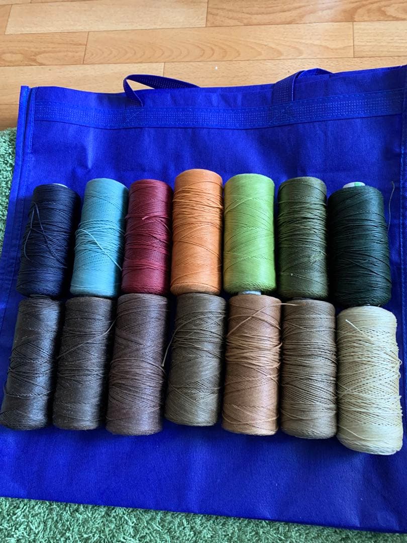 【まとめ売り】　マクラメ　蝋引き糸 手芸素材糸・ビーズ・ワイヤー