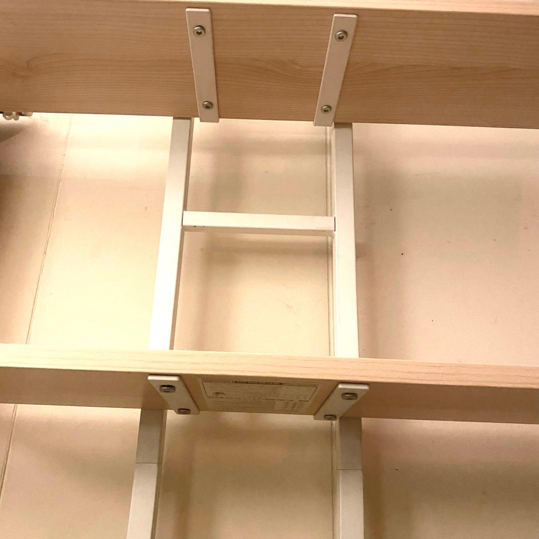 突っ張り壁面　TVラック