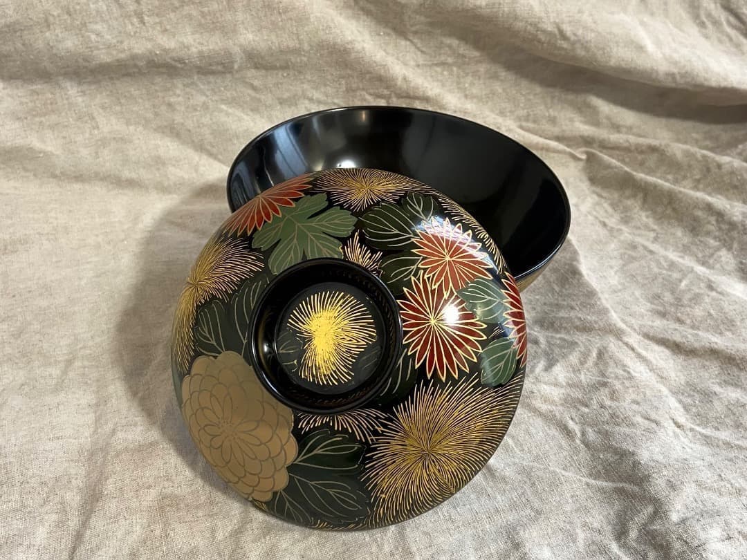 輪島塗 黒塗 菊詰沈金花蒔絵 蓋付椀 2客 / 懐石椀・蒔絵椀・雑煮椀