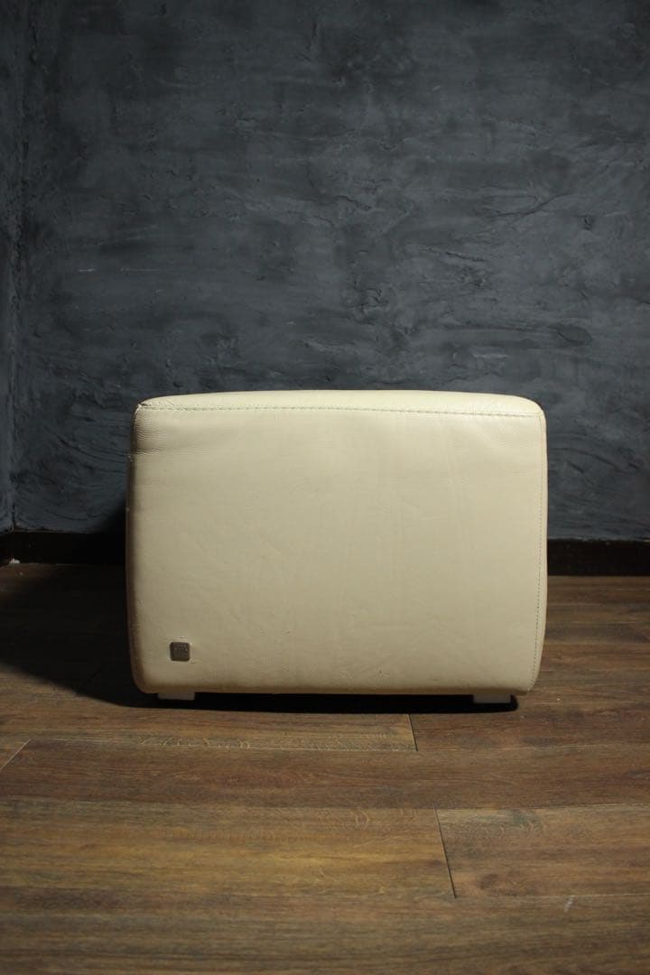 首都圏送無料〜M gallery40万前後 本革ソファ オットマン クリーム白