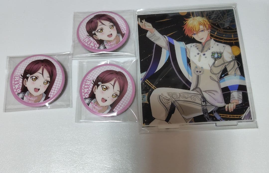 桜内梨子 1st 缶バッジ - メルカリ