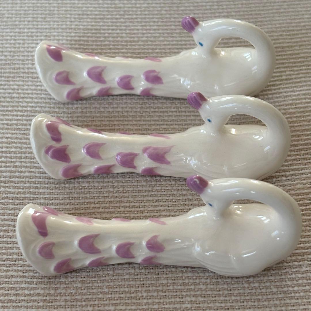 フランスアンティーク カトラリーレスト ピンク色の羽のクジャク 6個セット