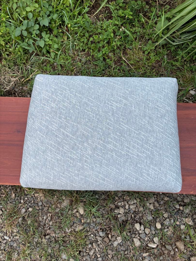 アンティーク　グレーのオットマン・スツール　カブリオールレッグ　クロウ&ボール