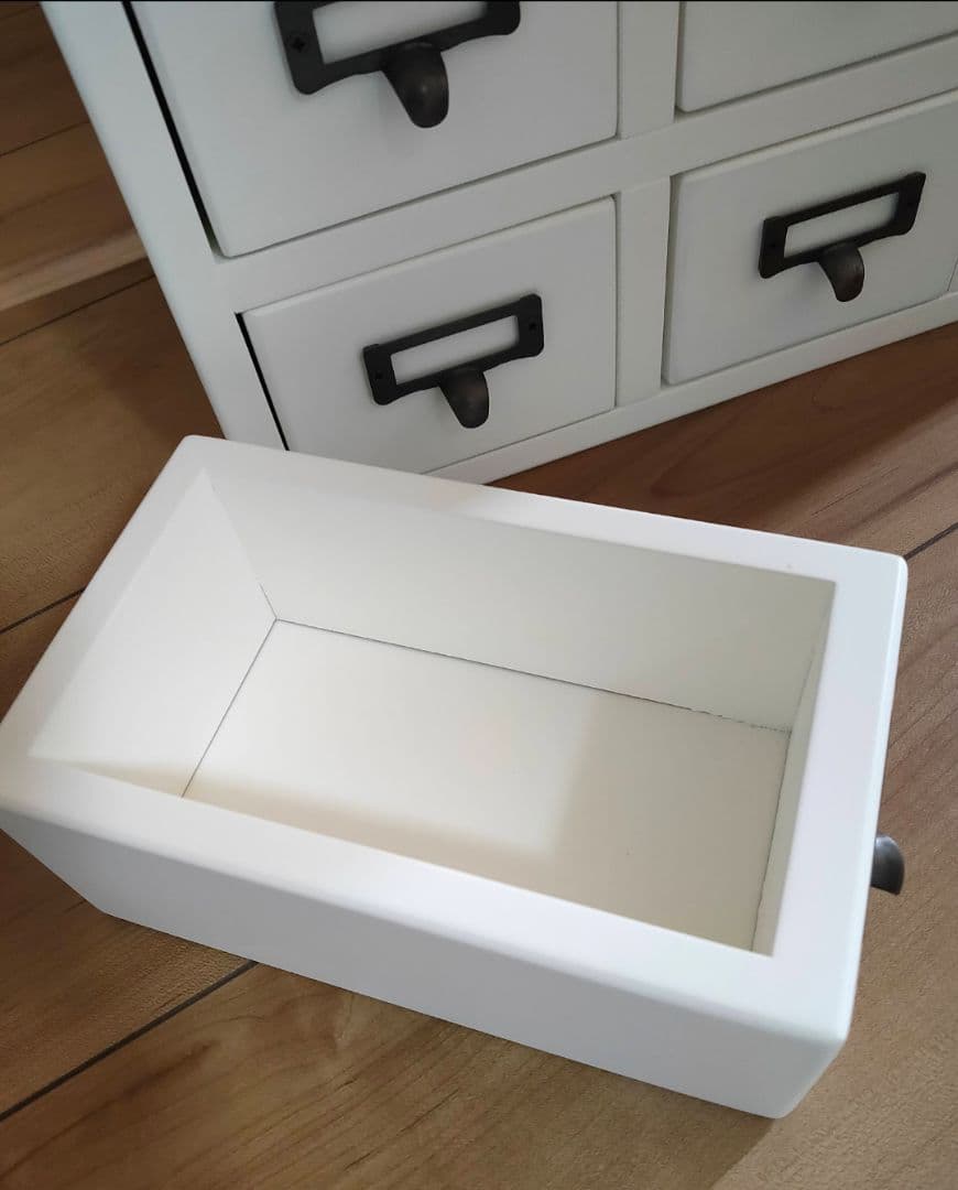 ミニキャビネット　ミニシェルフ　新品未使用　小物入れ