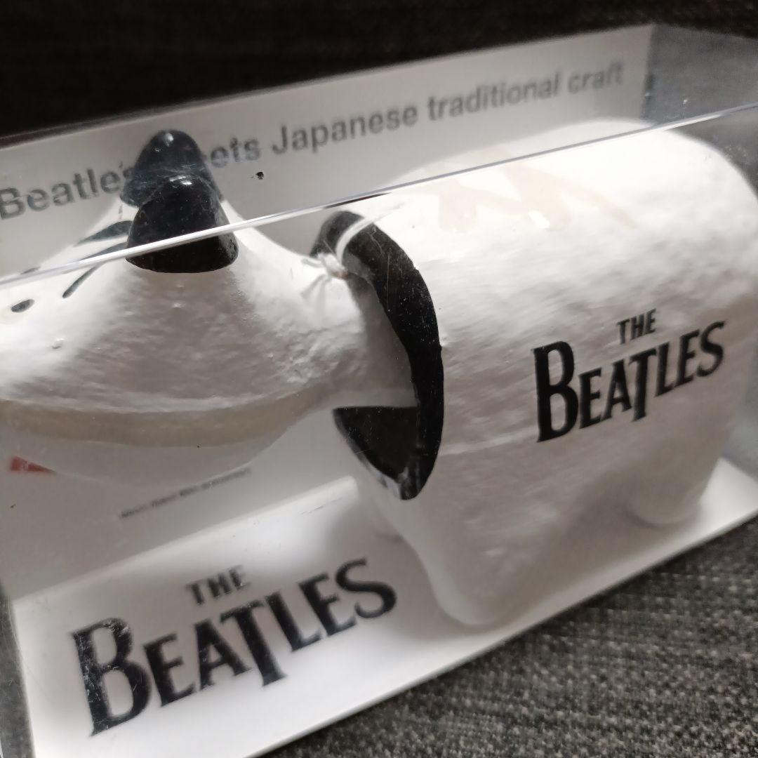 新品未開封/The Beatles☆60周年・日本伝統工芸品 赤ベコ・白15cm