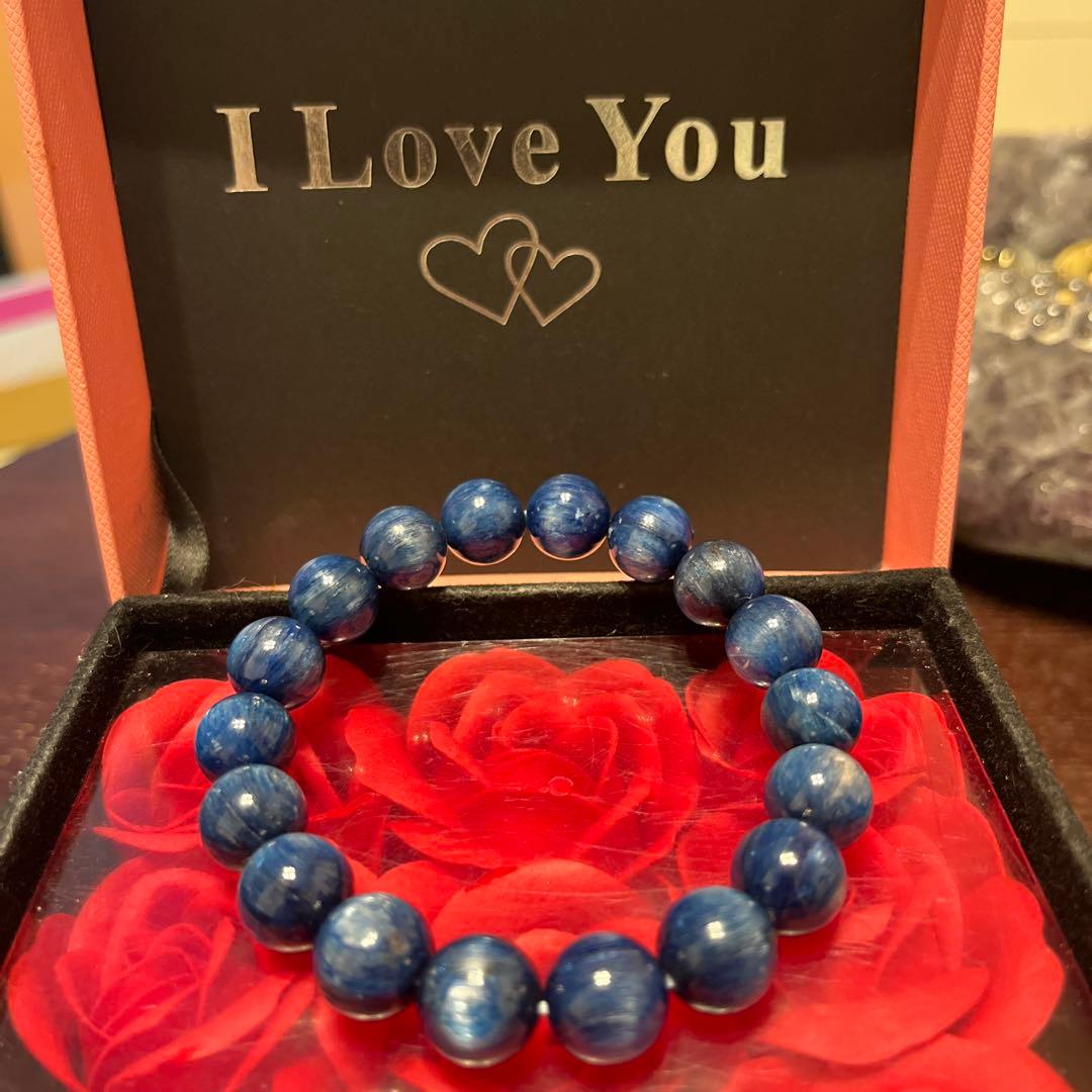 セール価格！天然石ブレスレット　高品質 カイヤナイト　大玉