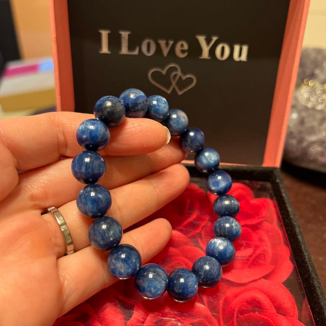 セール価格！天然石ブレスレット　高品質 カイヤナイト　大玉